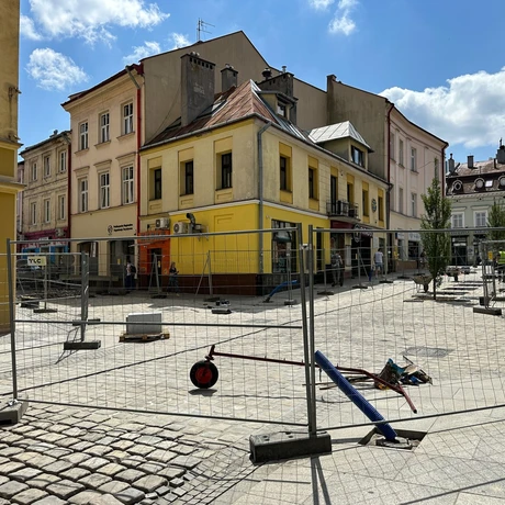 Rzeszów - Przebudowa ul. Grunwaldzkiej zbliża się do końca [Lipiec 2024] - fot 25
