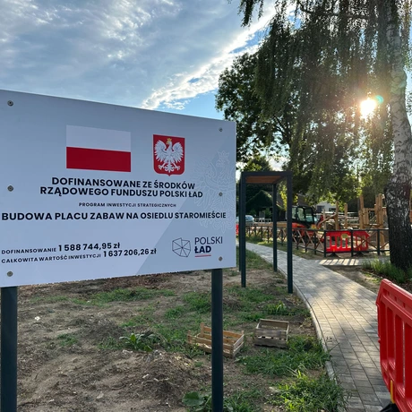 Rzeszów - Budowa strefy wypoczynku i rekreacji na osiedlu Staromieście [lipiec 2024] - fot 14