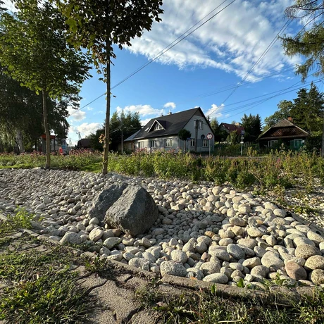 Rzeszów - Budowa strefy wypoczynku i rekreacji na osiedlu Staromieście [lipiec 2024] - fot 4