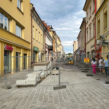Rzeszów - Przebudowa ul. Grunwaldzkiej w Rzeszowie [Sierpień 2024] - fot 18