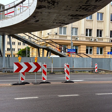 Rzeszów - Remont kładki im. Wielkiej Orkiestry Świątecznej Pomocy - fot 13
