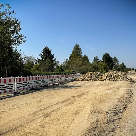 Rzeszów - Budowa drogi, która połączy ulice Krzyżanowskiego i Wieniawskiego [wrzesień 2024] - fot 4