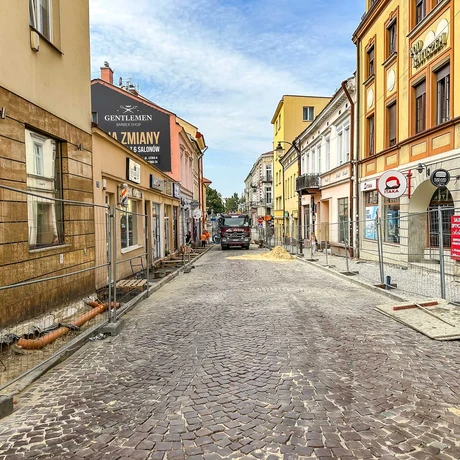 Rzeszów - Przebudowa chodnika przy ul. Matejki i Słowackiego - fot 8