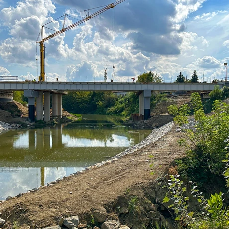 Rzeszów - Budowa nowego mostu Załęskiego [wrzesień 2024] - fot 6