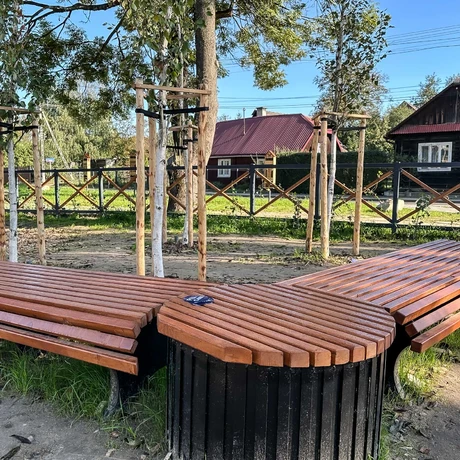 Rzeszów - Nowy teren rekreacyjny z placem zabaw na osiedlu Staromieście - fot 29