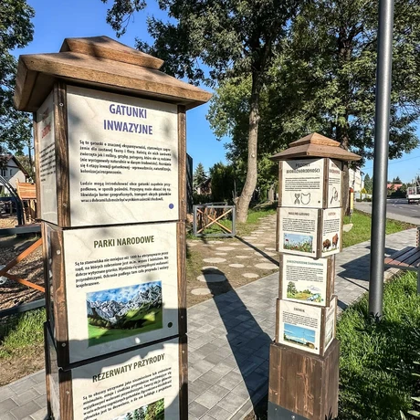 Rzeszów - Nowy teren rekreacyjny z placem zabaw na osiedlu Staromieście - fot 6