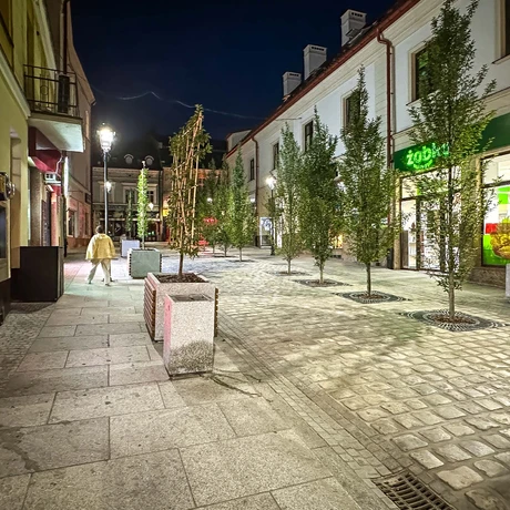 Rzeszów - Nowa ul. Grunwaldzka po zmroku - fot 2