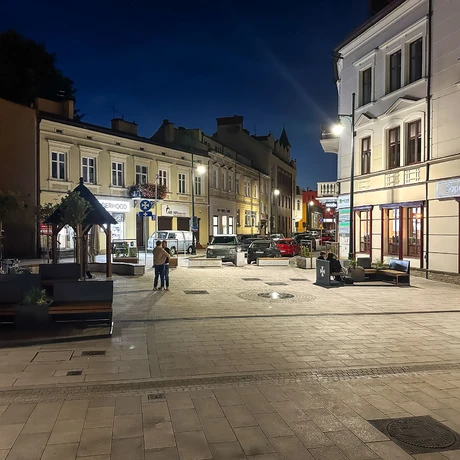 Rzeszów - Nowa ul. Grunwaldzka po zmroku - fot 13