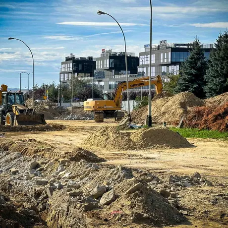 Rzeszów - Budowa lądowiska dla helikopterów wraz z parkingiem przy szpitalu na ul. Lwowskiej - Etap I [październik 2024] - fot 17