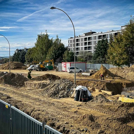 Rzeszów - Budowa lądowiska dla helikopterów wraz z parkingiem przy szpitalu na ul. Lwowskiej - Etap I [październik 2024] - fot 15