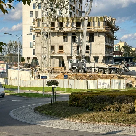 Rzeszów - II etap budowy kompleksu KrakoVska w Rzeszowie [październik 2024] - fot 8