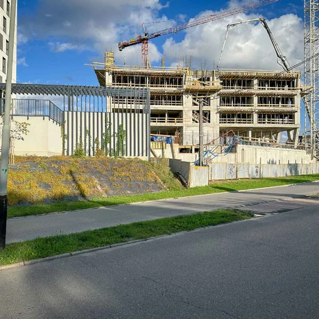 Rzeszów - II etap budowy kompleksu KrakoVska w Rzeszowie [październik 2024] - fot 12
