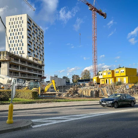 Rzeszów - II etap budowy kompleksu KrakoVska w Rzeszowie [październik 2024] - fot 14