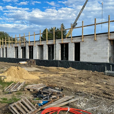 Rzeszów - Budowa żłobka przy ul. Jachowicza na osiedlu Drabinianka [październik 2024] - fot 4
