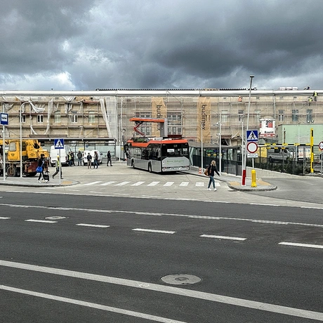 Rzeszów - Modernizacja budynku dworca PKP w Rzeszowie [październik 2024] - fot 10