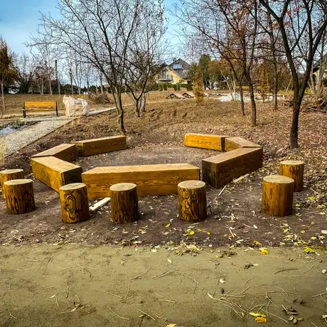 Rzeszów - Budowa ogrodu kieszonkowego na osiedlu Pobitno [październik 2024] - fot 19