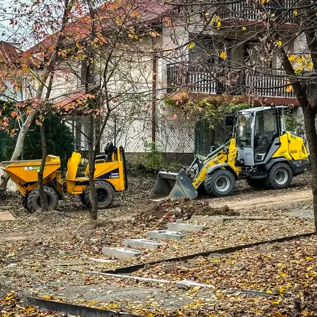 Rzeszów - Budowa ogrodu kieszonkowego na osiedlu Pobitno [październik 2024] - fot 23