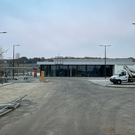 Rzeszów - Budowa Lidla oraz skrzyżowania z sygnalizacją przy al. Sikorskiego [listopad 2024] - fot 14