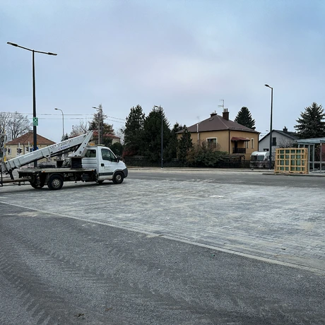 Rzeszów - Budowa Lidla oraz skrzyżowania z sygnalizacją przy al. Sikorskiego [listopad 2024] - fot 25