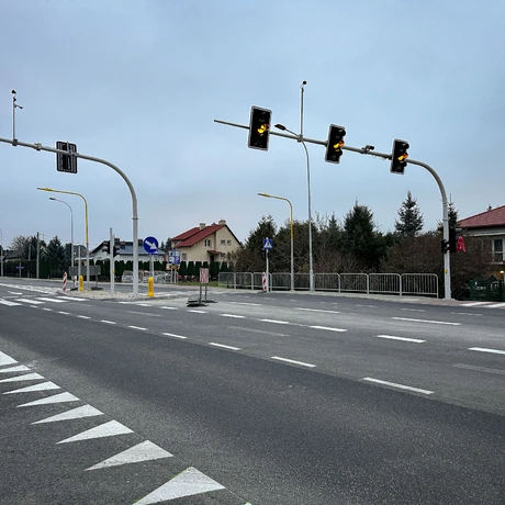 Rzeszów - Budowa Lidla oraz skrzyżowania z sygnalizacją przy al. Sikorskiego [listopad 2024] - fot 24