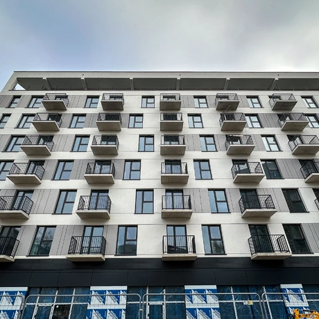Rzeszów - Budowa Capital Towers Residence w sąsiedztwie hali Podpromie [listopad 2024] - fot 6