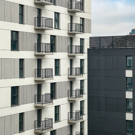 Rzeszów - Budowa Capital Towers Residence w sąsiedztwie hali Podpromie [listopad 2024] - fot 8