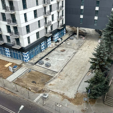 Rzeszów - Budowa Capital Towers Residence w sąsiedztwie hali Podpromie [listopad 2024] - fot 10