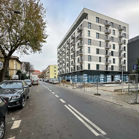 Rzeszów - Budowa Capital Towers Residence w sąsiedztwie hali Podpromie [listopad 2024] - fot 16