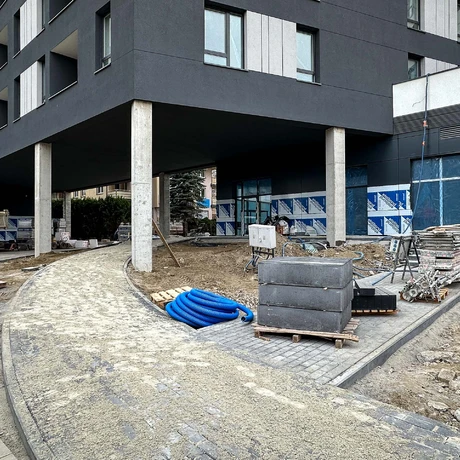 Rzeszów - Budowa Capital Towers Residence w sąsiedztwie hali Podpromie [listopad 2024] - fot 29