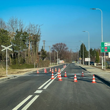 Rzeszów - Przebudowa ul. Załęskiej na finiszu [listopad 2024] - fot 9