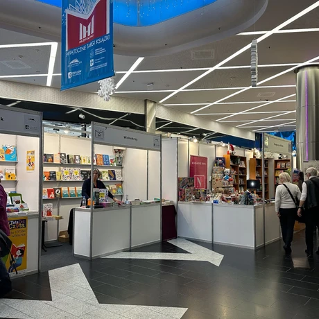 Rzeszów - Świąteczne Targi Książki w Rzeszowie [22 - 23 listopada 2024 r.] - fot 22