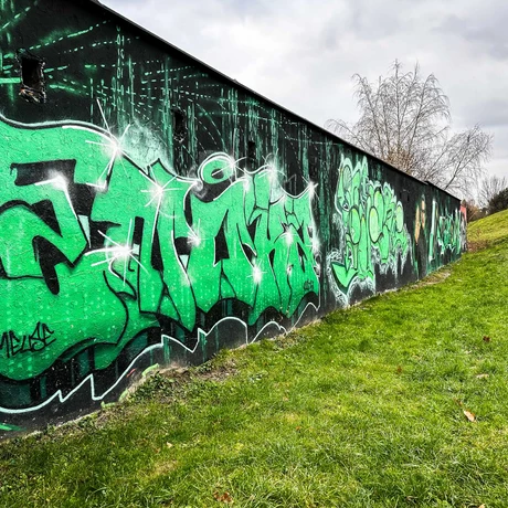 Rzeszów - Graffiti na garażach w Parku Zdrowia na osiedlu Kmity - fot 7