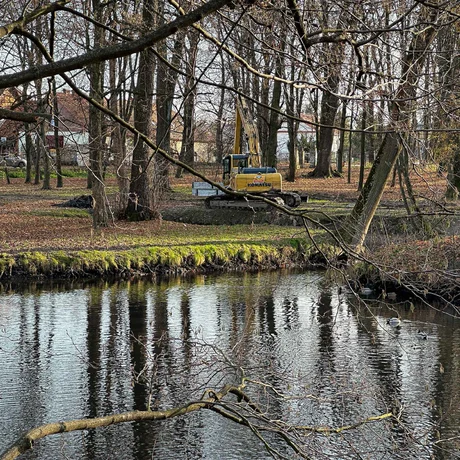 Rzeszów - Rewitalizacja parku na osiedlu Słocina [listopad 2024] - fot 11