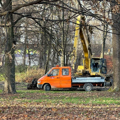 Rzeszów - Rewitalizacja parku na osiedlu Słocina [listopad 2024] - fot 15