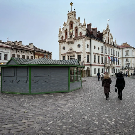 Rzeszów - Montaż świątecznych iluminacji na sezon 2024/2025 - fot 8
