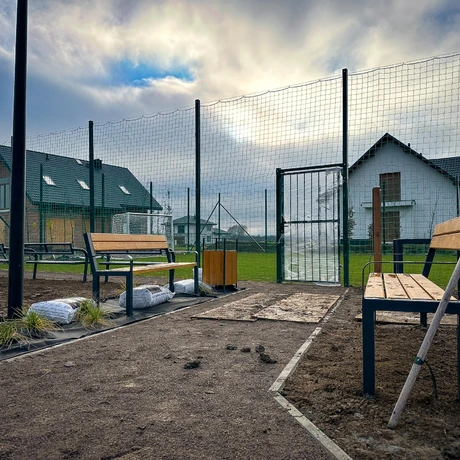 Rzeszów - Budowa ogrodu kieszonkowego na osiedlu Biała [grudzień 2024] - fot 10