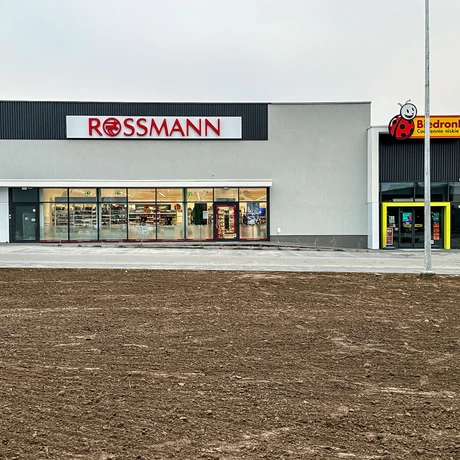 Rzeszów - Nowy park handlowy przy ul. Przemysłowej w Rzeszowie - fot 5