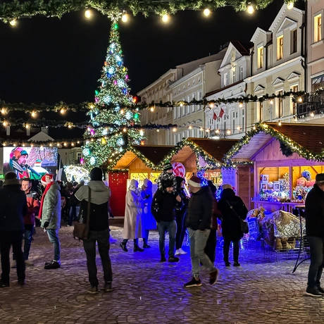 Rzeszów - Otwarcie Świątecznego Miasteczka - 6.12.2024 - fot 4