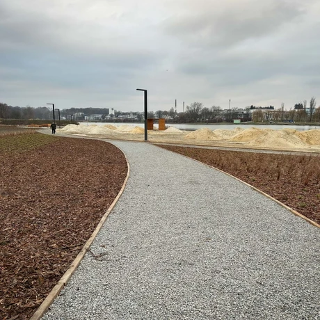 Rzeszów - Budowa miejskiej plaży nad Wisłokiem [grudzień 2024] - fot 22