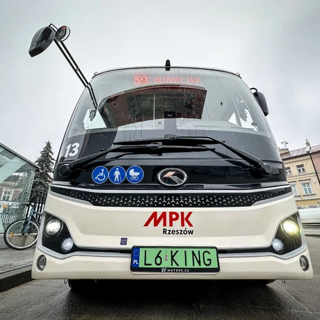 Rzeszów - Testy nowego autobusu elektrycznego na pilotażowej linii nr 50 - fot 8