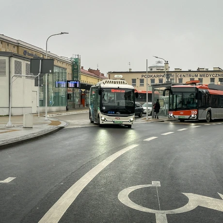 Rzeszów - Testy nowego autobusu elektrycznego na pilotażowej linii nr 50 - fot 12