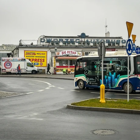 Rzeszów - Testy nowego autobusu elektrycznego na pilotażowej linii nr 50 - fot 15
