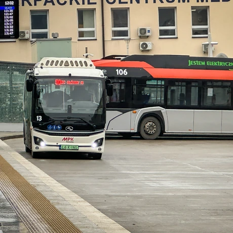 Rzeszów - Testy nowego autobusu elektrycznego na pilotażowej linii nr 50 - fot 17