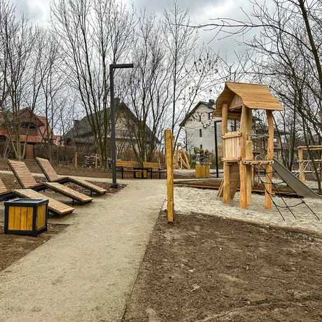 Rzeszów - Ogród kieszonkowy na osiedlu Pobitno [grudzień 2024] - fot 33