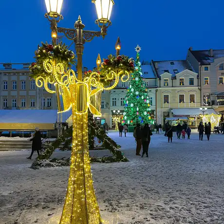 Rzeszów - Świąteczne Miasteczko i iluminacje w centrum Rzeszowa - fot 14