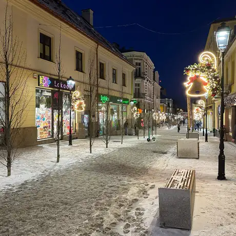 Rzeszów - Świąteczne Miasteczko i iluminacje w centrum Rzeszowa - fot 40