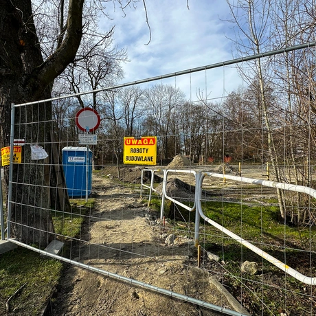 Rzeszów - Rewitalizacja parku na osiedlu Słocina [styczeń 2025] - fot 12