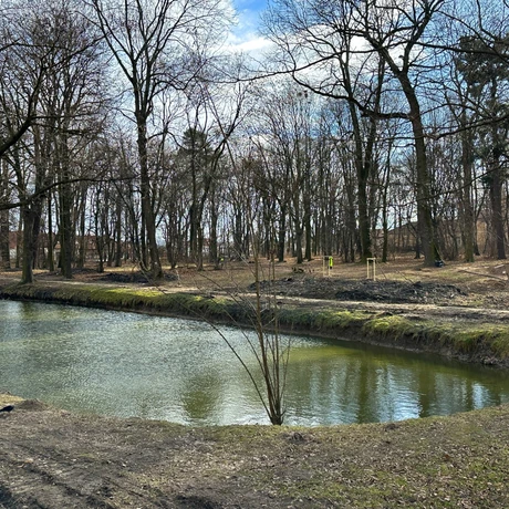Rzeszów - Rewitalizacja parku na osiedlu Słocina [styczeń 2025] - fot 8