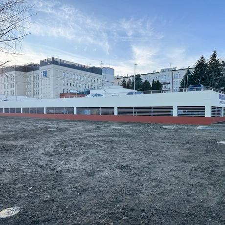 Rzeszów - Nowy parking dwupoziomowy przy szpitalu MSWiA w Rzeszowie - fot 2