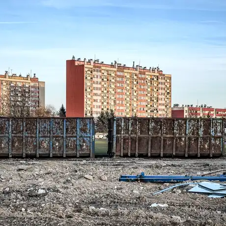 Rzeszów - Prace rozbiórkowe na stadionie Resovii przy ul. Wyspiańskiego [27.01.2025] - fot 25